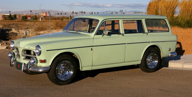 1966-volvo-122S-3