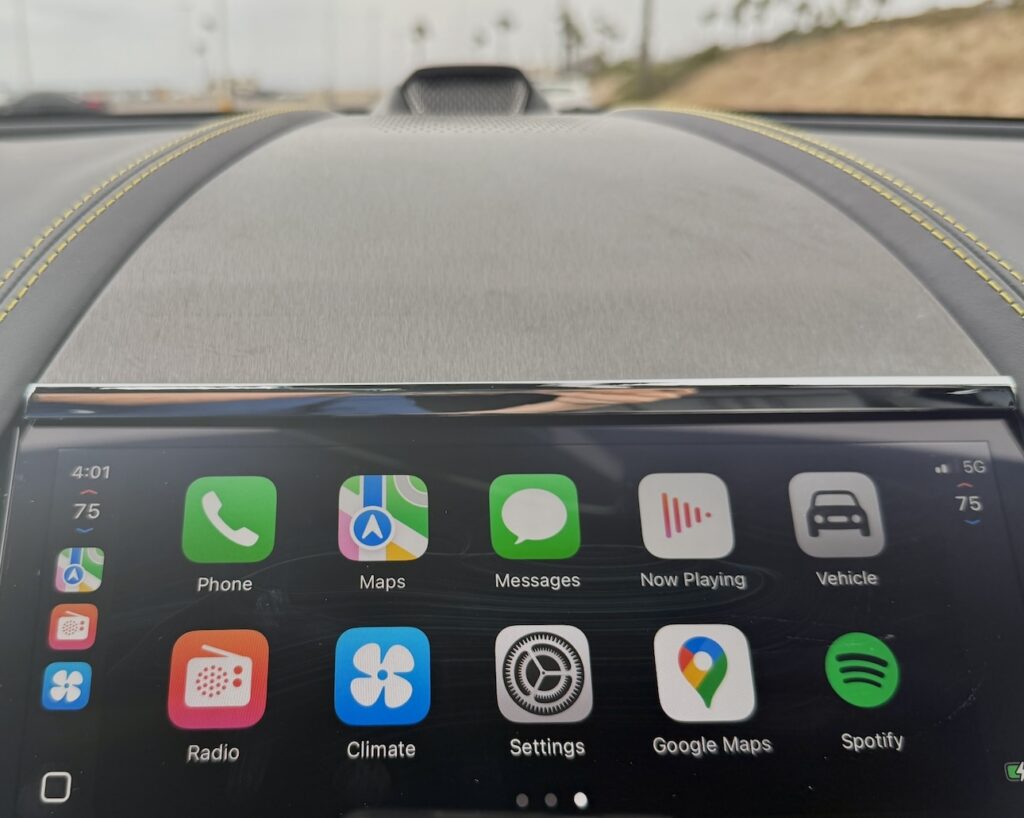 CarPlay Ultra
